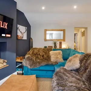 The Holgate Snug Apartment